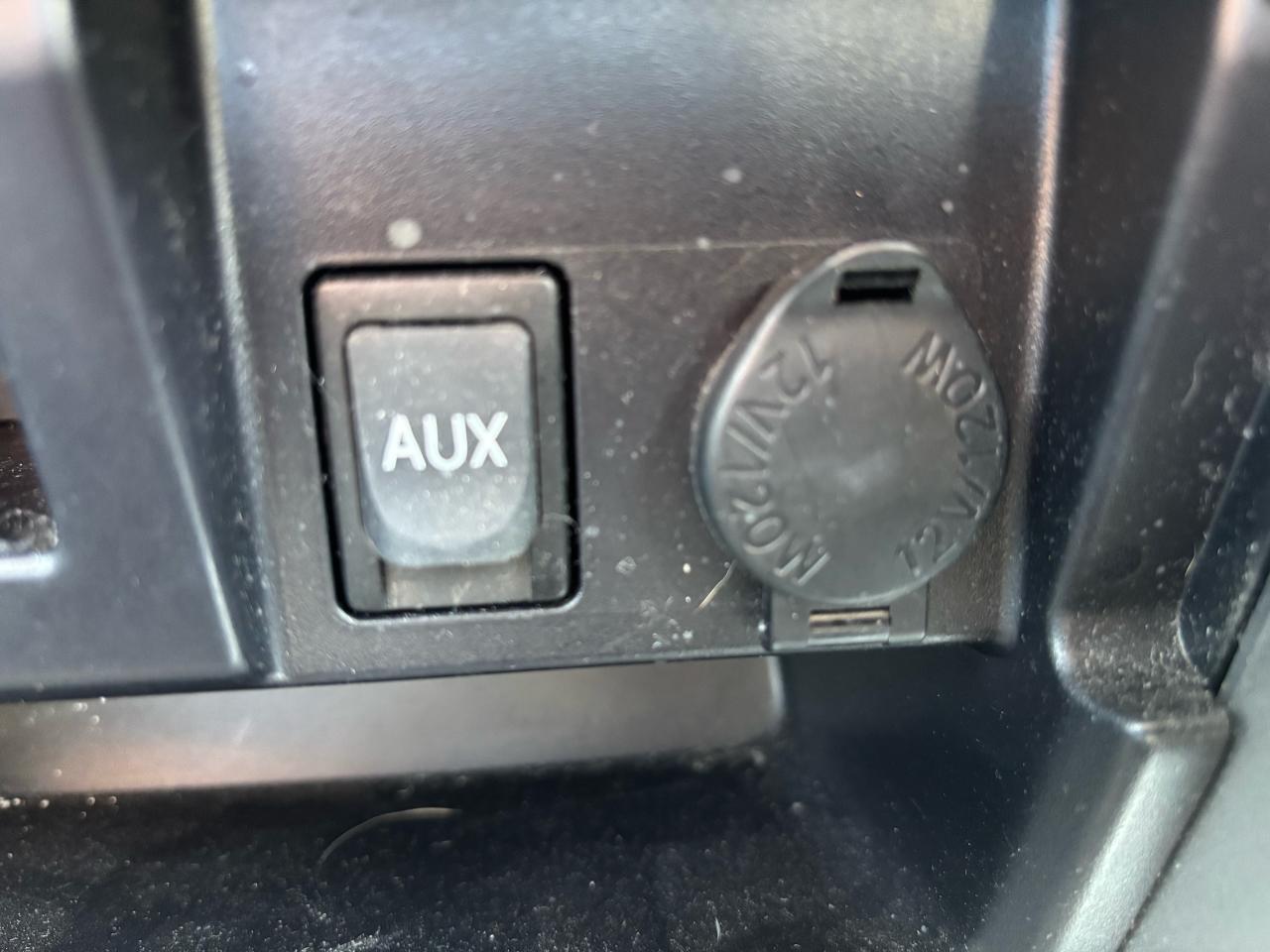 2010 Toyota 4Runner SR5, 4Wheel Drive, Leather, Sunroof,Back-Up-Camera - Photo #21