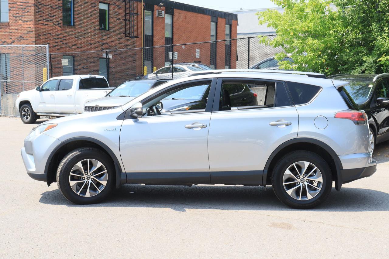 2017 Toyota RAV4 Hybrid | XLE | AWD | Sunroof | Cam | BSM | Tinted Photo6