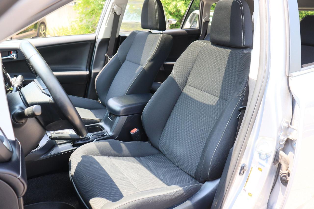 2017 Toyota RAV4 Hybrid | XLE | AWD | Sunroof | Cam | BSM | Tinted Photo27