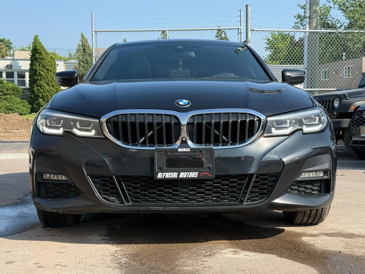 2020 BMW 3 Series 330i xDrive M-Sport|Navi|Backup|Sunroof|HUD - Photo #2