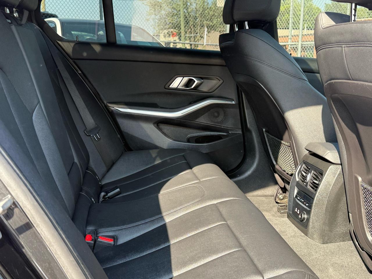 2020 BMW 3 Series 330i xDrive M-Sport|Navi|Backup|Sunroof|HUD - Photo #13