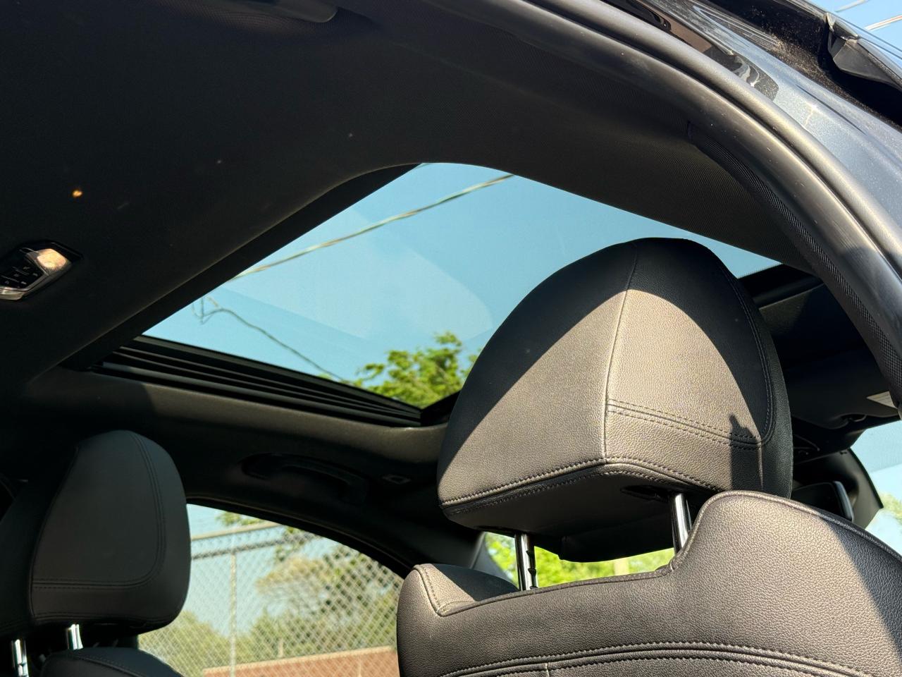 2020 BMW 3 Series 330i xDrive M-Sport|Navi|Backup|Sunroof|HUD - Photo #12