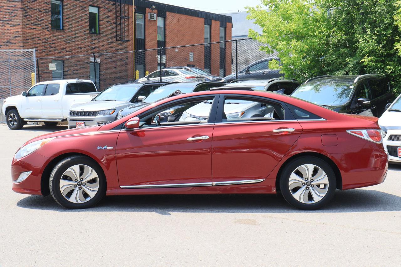 2014 Hyundai Sonata Hybrid Limited | Leather | Pano Roof | Nav Cam | 1 owner Photo43