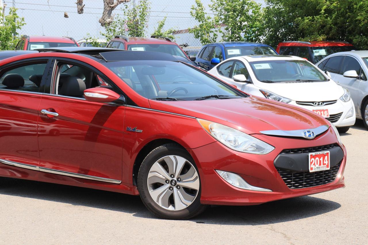 2014 Hyundai Sonata Hybrid Limited | Leather | Pano Roof | Nav Cam | 1 owner Photo11