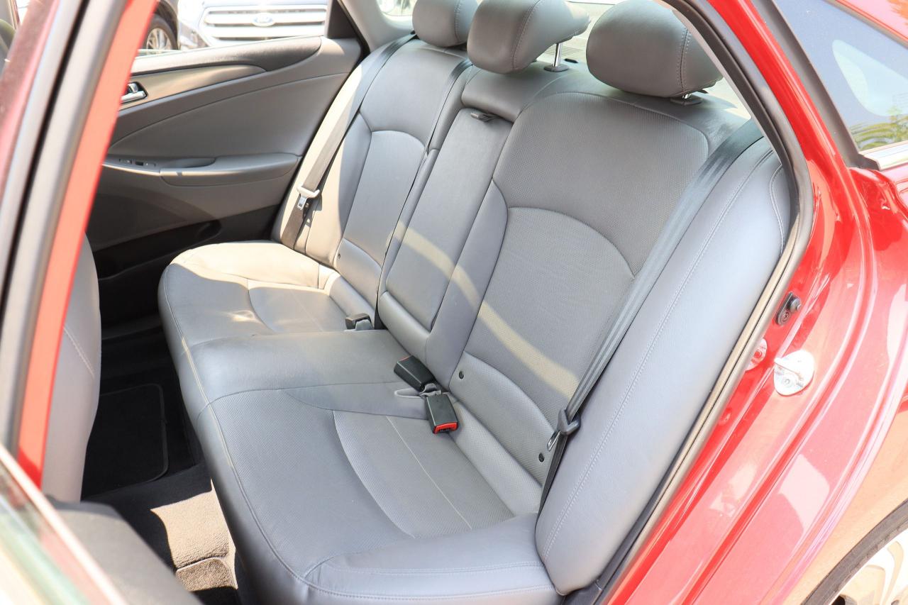 2014 Hyundai Sonata Hybrid Limited | Leather | Pano Roof | Nav Cam | 1 owner Photo66