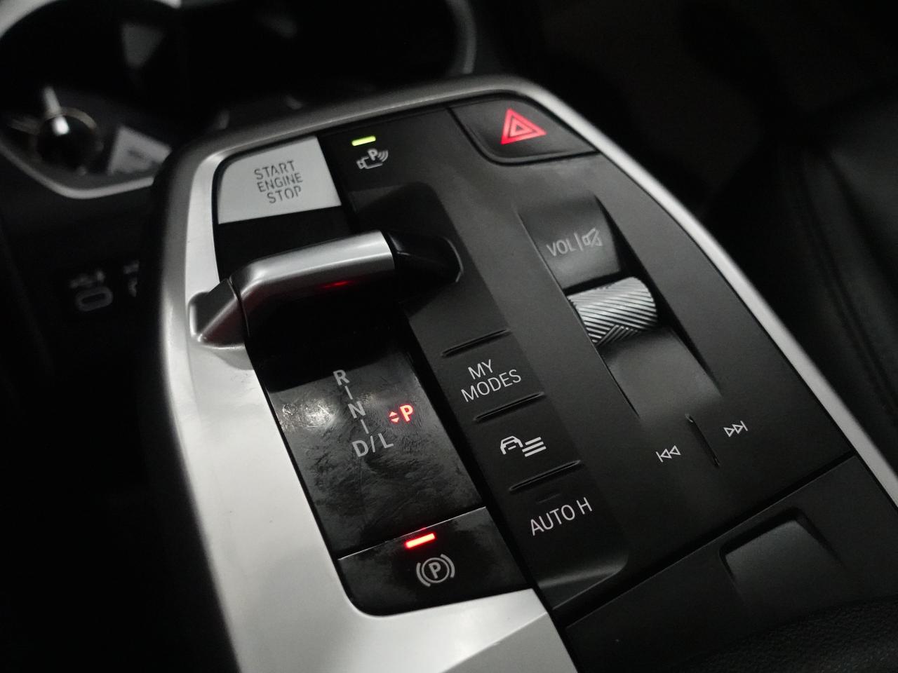 2023 BMW X1 xDrive28i | Nav | Leather | Pano roof | CarPlay