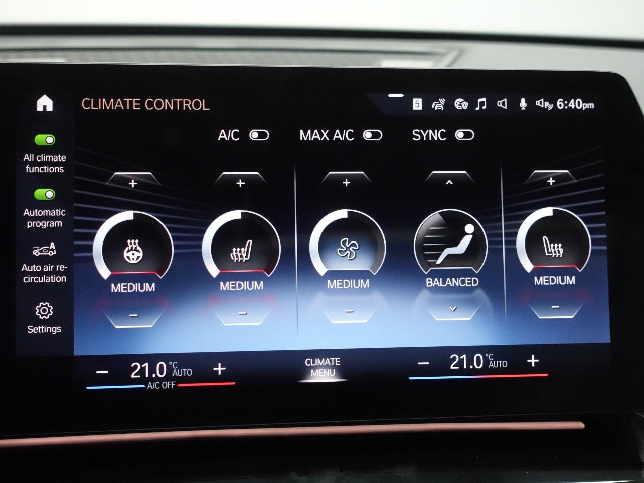 2023 BMW X1 xDrive28i | Nav | Leather | Pano roof | CarPlay
