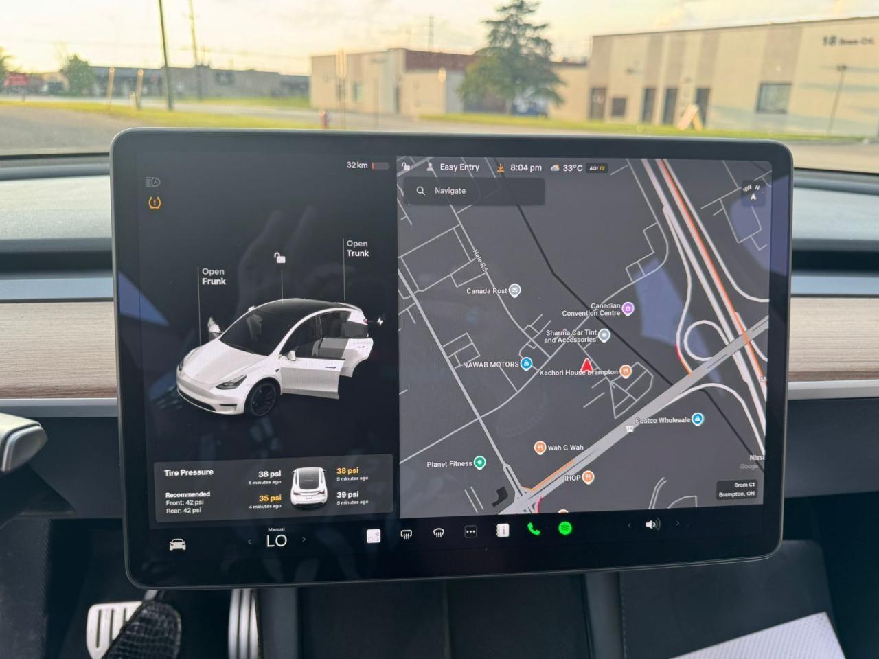2022 Tesla Model Y PERFORMANCE - Photo #13