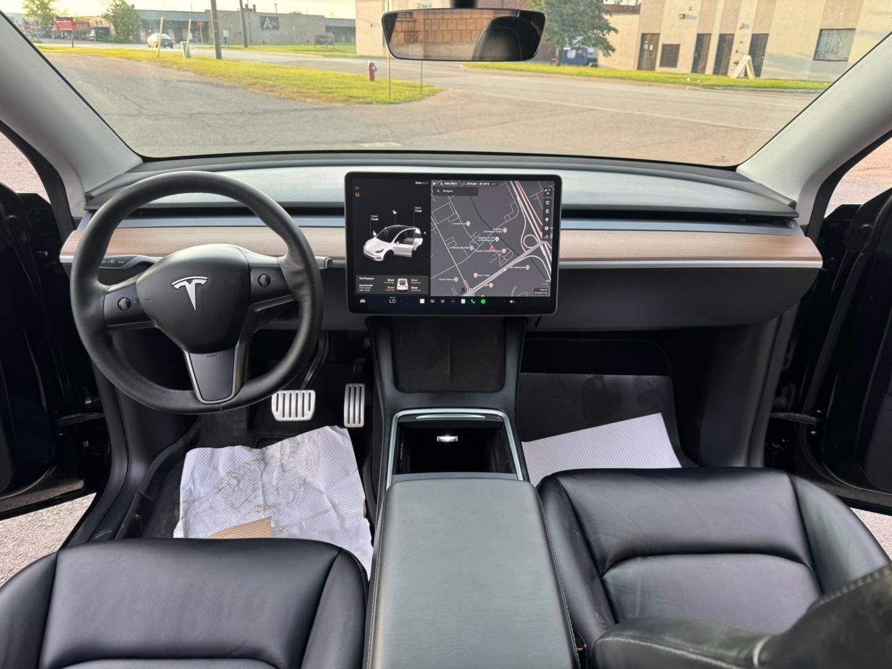 2022 Tesla Model Y PERFORMANCE - Photo #15