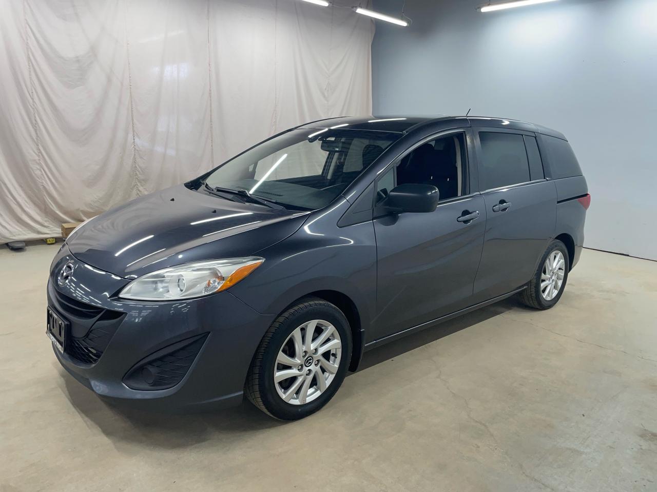 2017 Mazda MAZDA5 GS Photo24