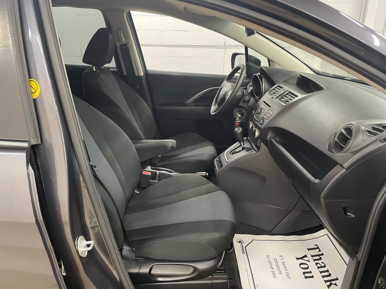 2017 Mazda MAZDA5 GS Photo33