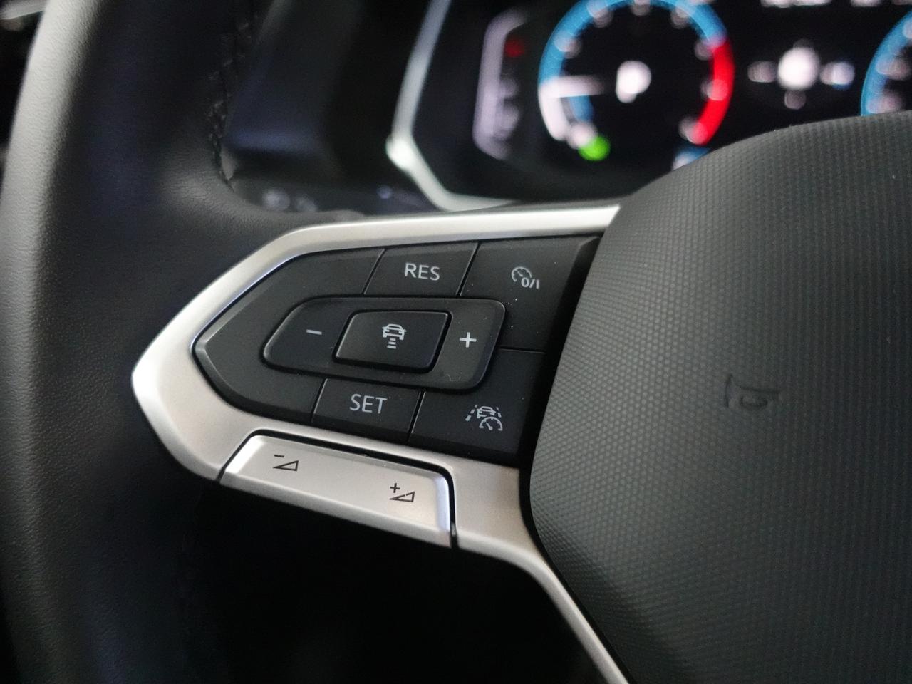 2022 Volkswagen Jetta HIGHLINE | Nav | Leather | Panoroof | DigitalDash Photo