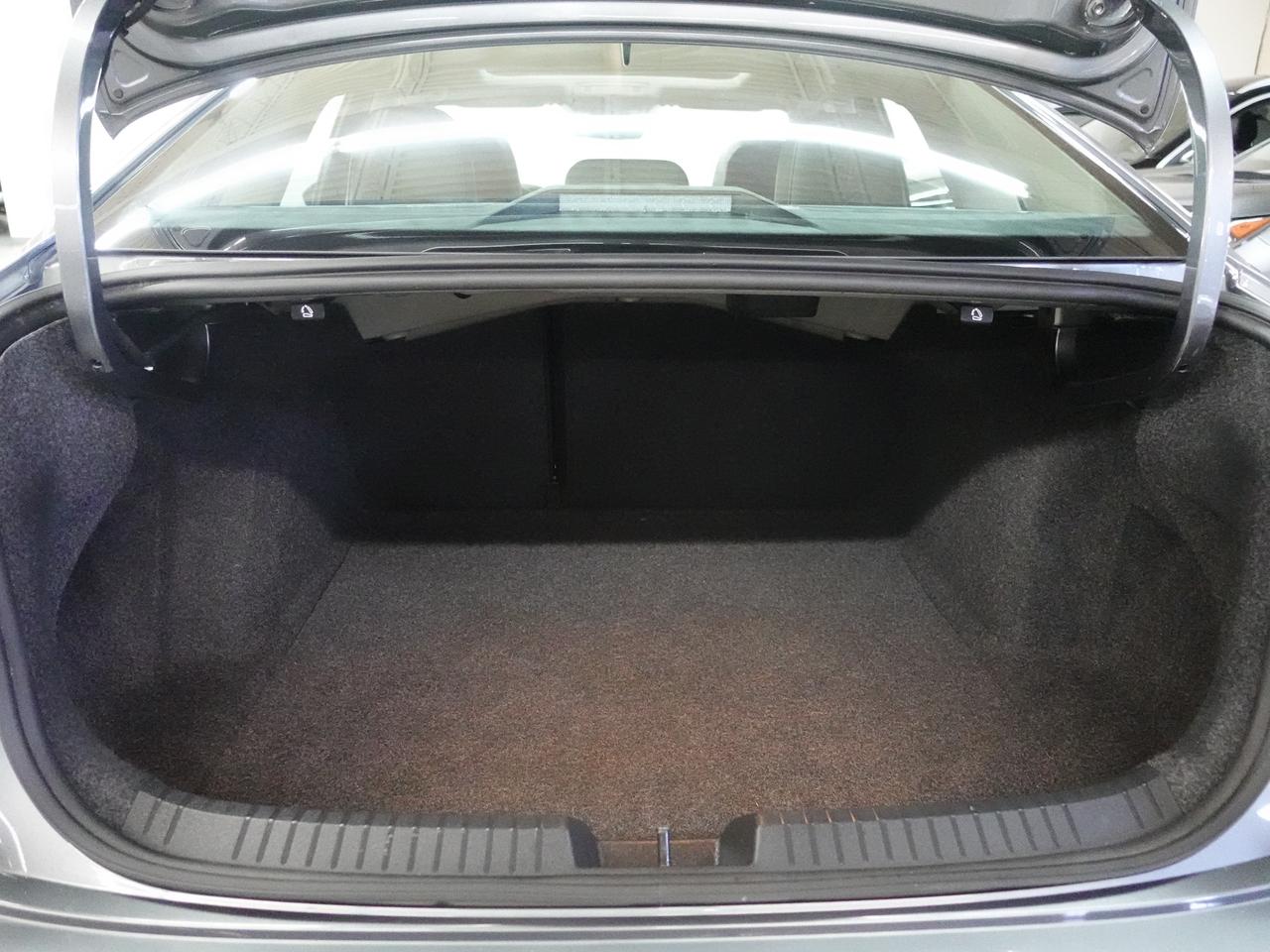 2022 Volkswagen Jetta HIGHLINE | Nav | Leather | Panoroof | DigitalDash Photo