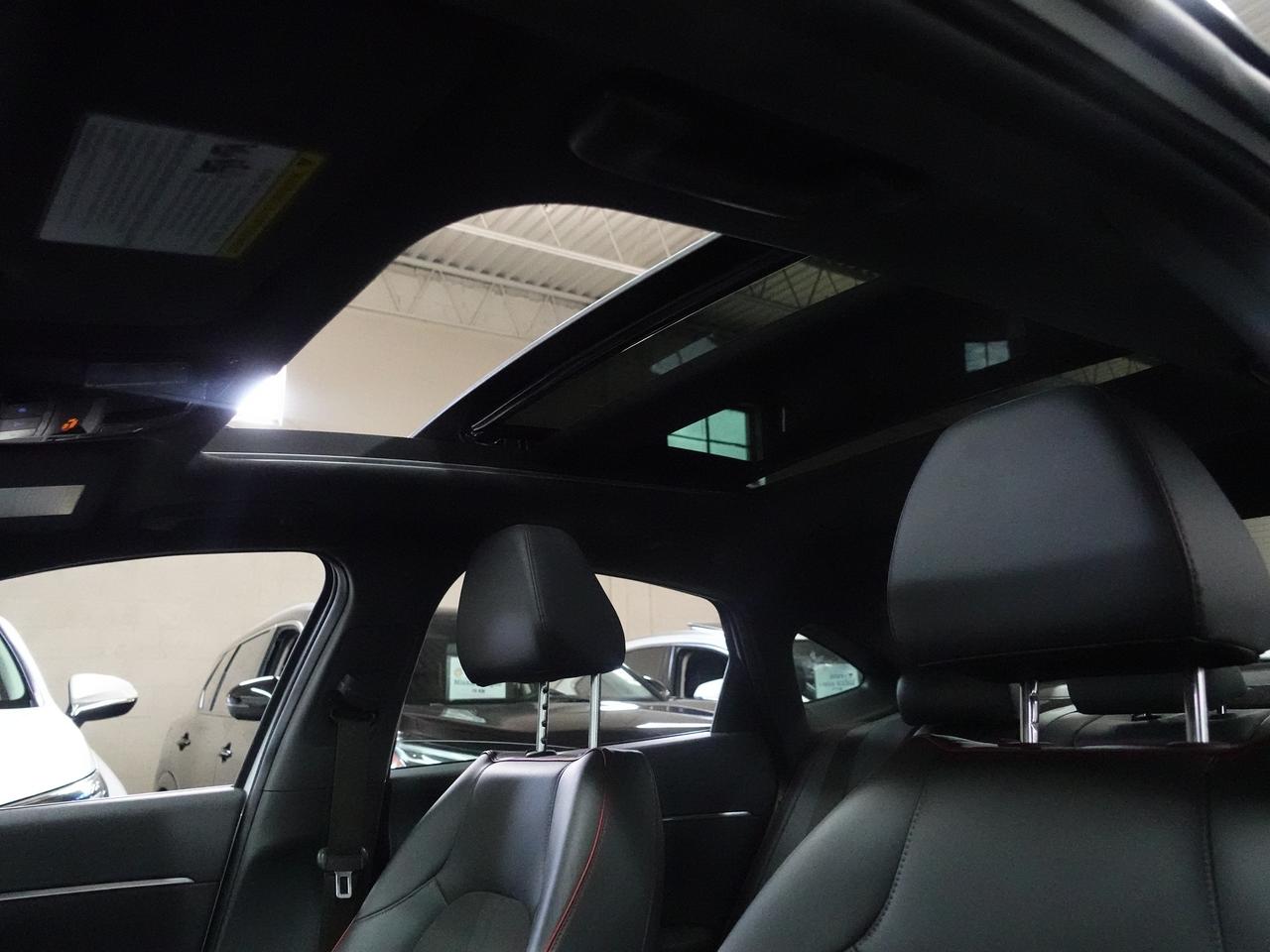 2023 Hyundai Sonata SPORT | 1.6T | Nav | Leather | Pano roof | CarPlay Photo