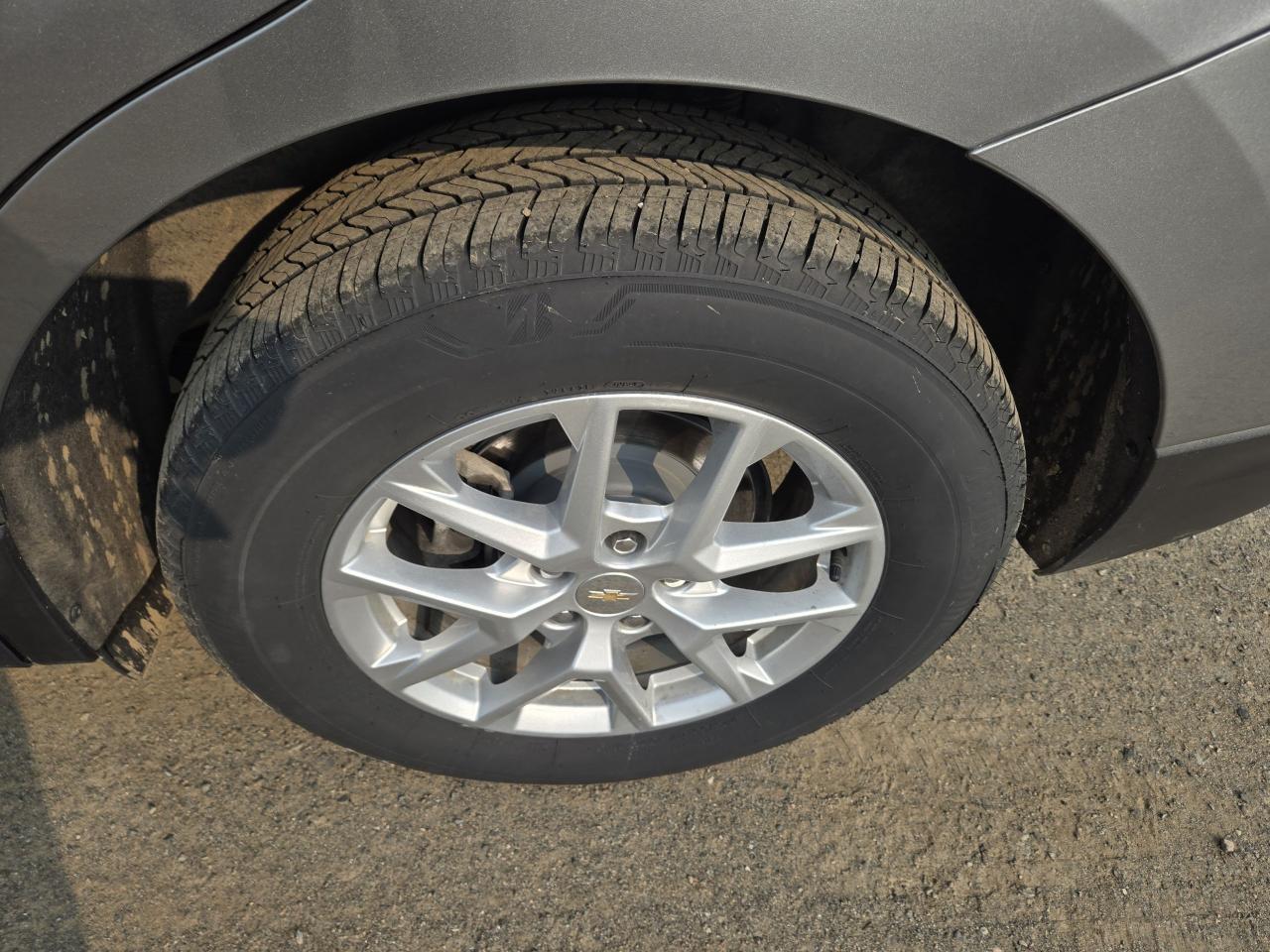 2024 Chevrolet Equinox LT - Photo #21