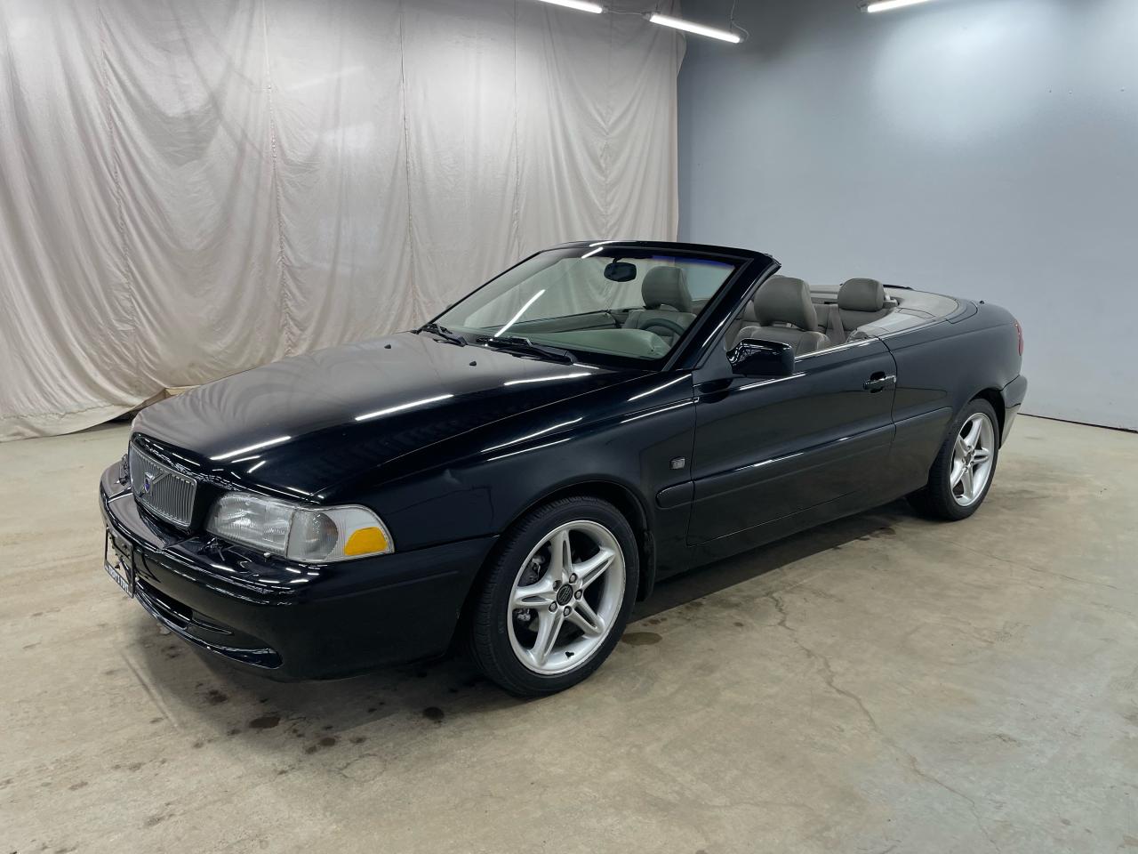 Used 2000 Volvo C70 HT for sale in Guelph, ON