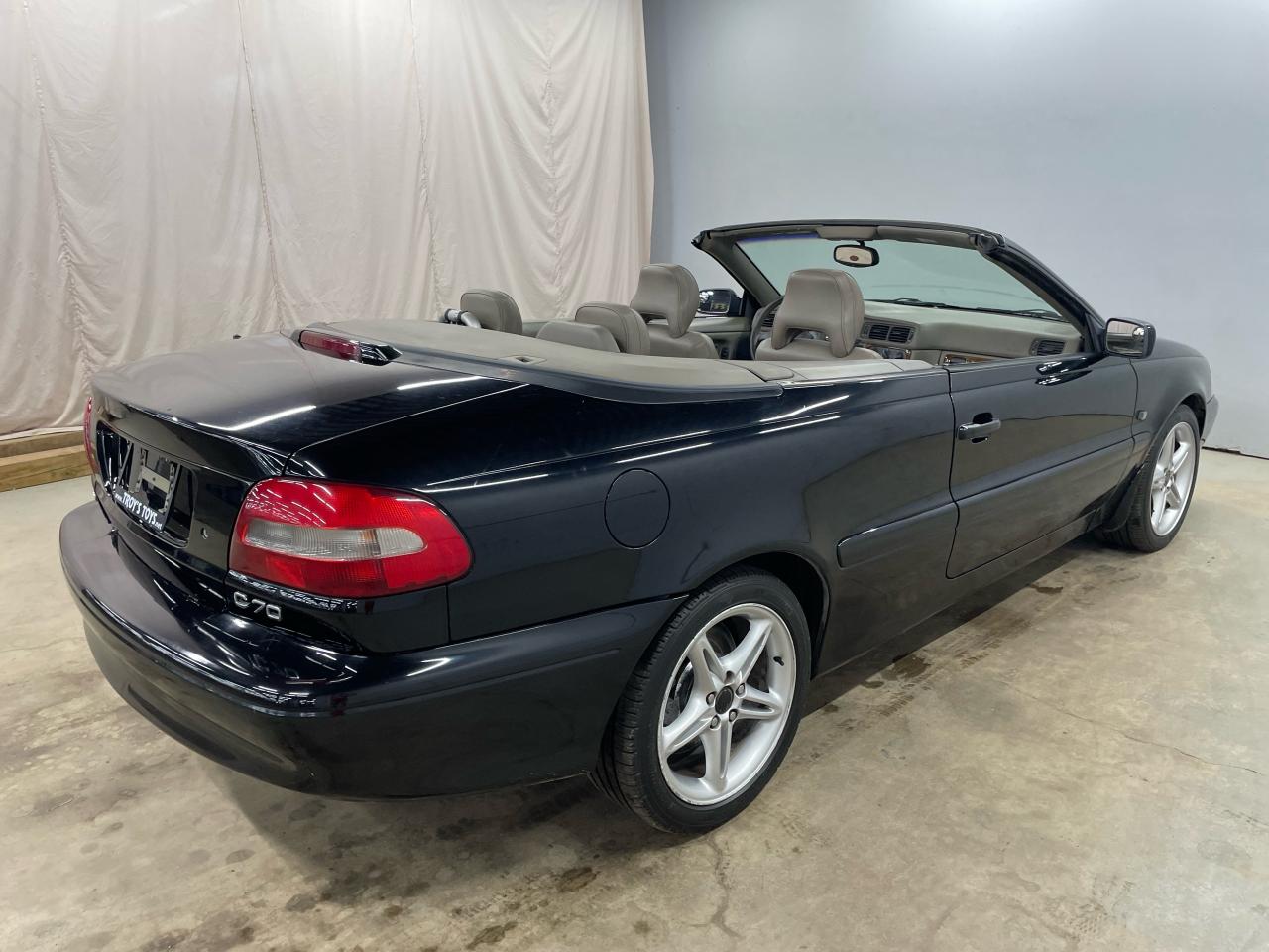2000 Volvo C70 HT Photo25