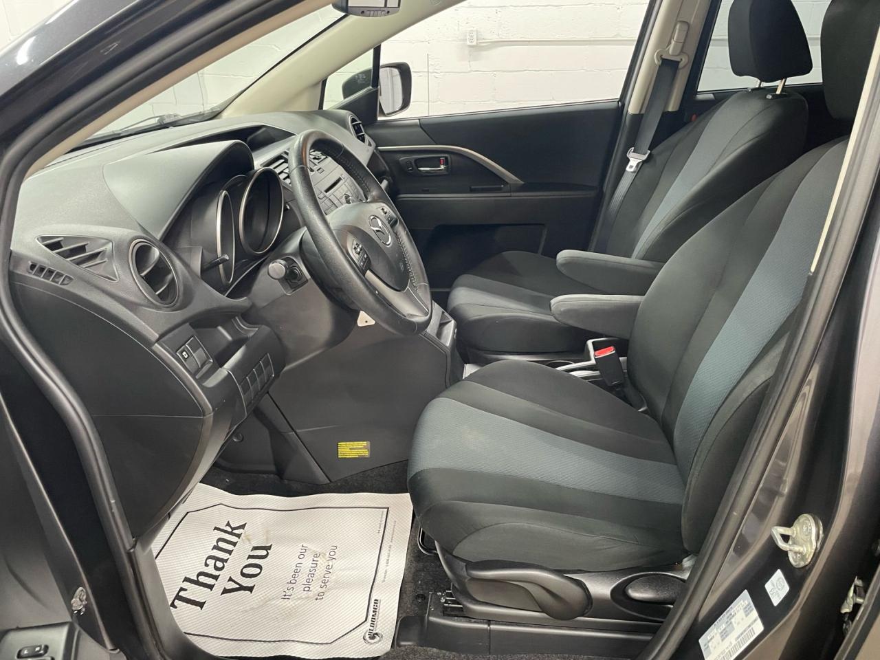 2017 Mazda MAZDA5 GS