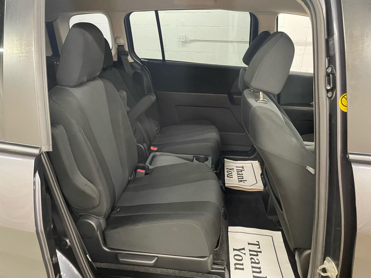 2017 Mazda MAZDA5 GS