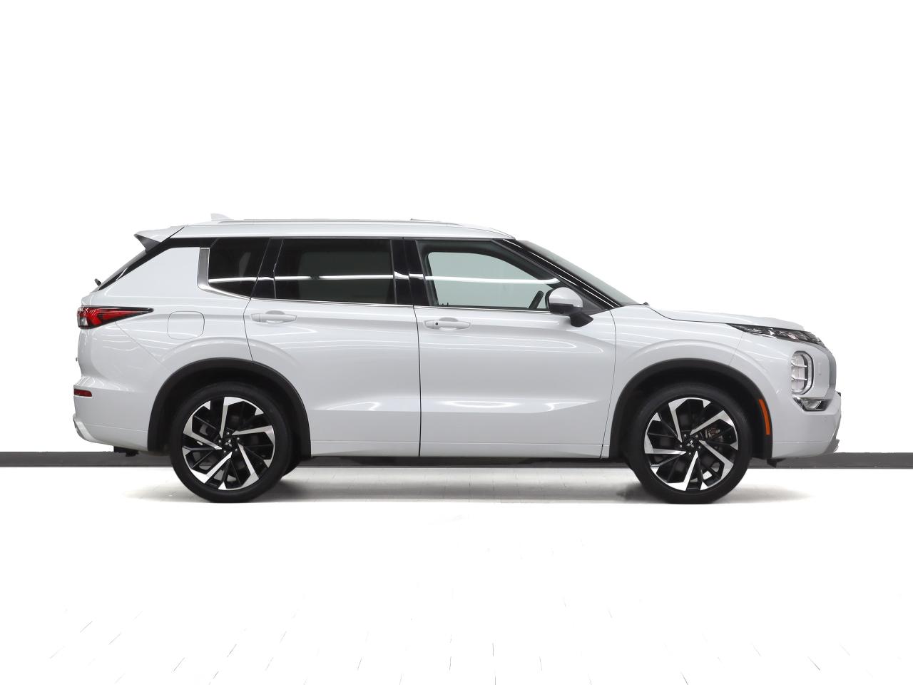 2022 Mitsubishi Outlander SEL | AWD | Nav | Leather | Pano roof | CarPlay