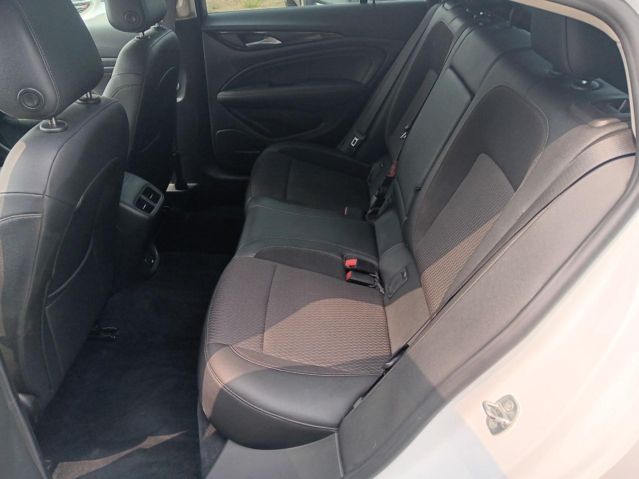 2019 Buick Regal Preferred II, Leathr, Htd Steering, Remote, BU Cam - Photo #17