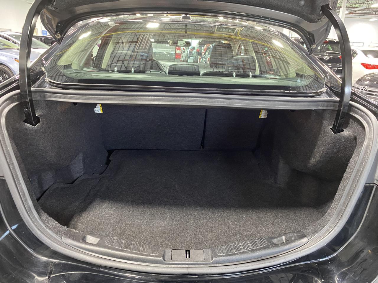 2017 Ford Fusion SE - Photo #17