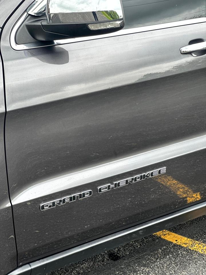 2017 Jeep Grand Cherokee 4WD 4DR - Photo #2