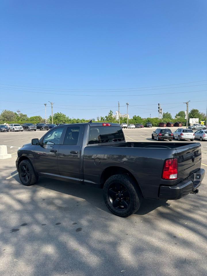 2019 RAM 1500 Classic Express 4x4 Quad Cab 6'4" Box Photo2