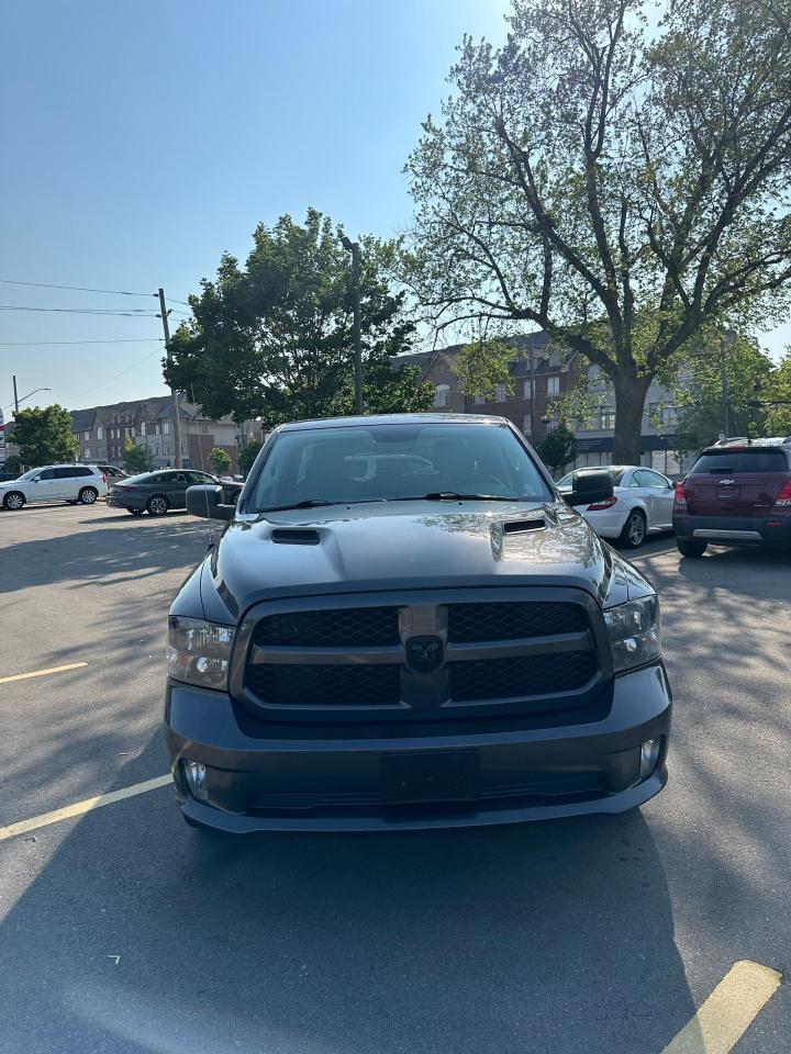 2019 RAM 1500 Classic Express 4x4 Quad Cab 6'4" Box - Photo #8