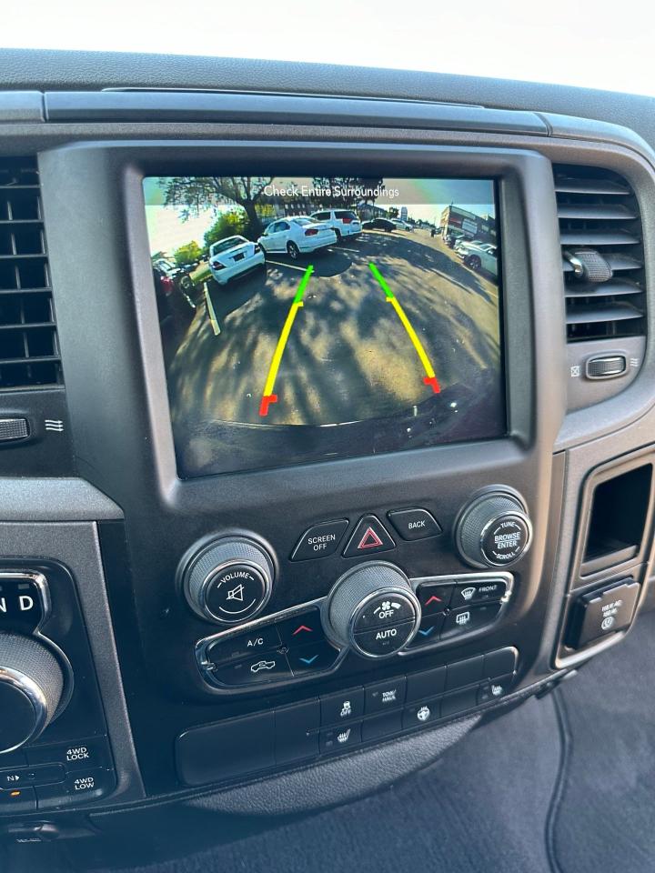 2019 RAM 1500 Classic Express 4x4 Quad Cab 6'4" Box - Photo #10