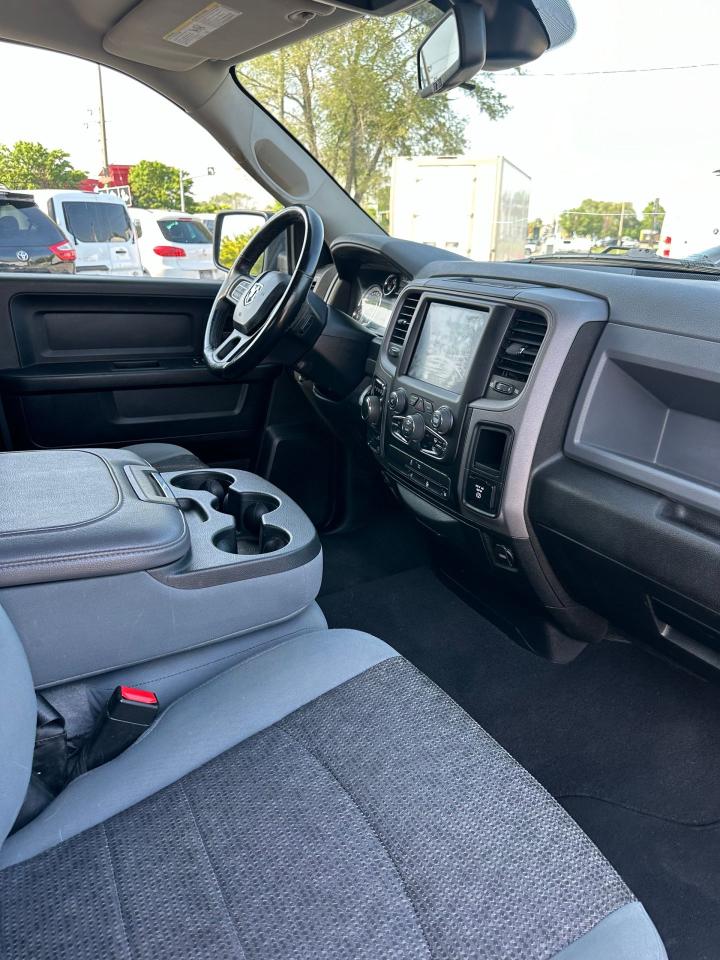 2019 RAM 1500 Classic Express 4x4 Quad Cab 6'4" Box - Photo #18