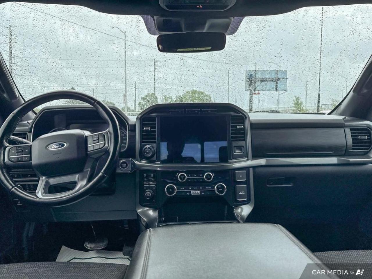 2022 Ford F-150 SPORT / SUPERCREW / 4X4 / 3.5L ECO / HTD SEATS - Photo #11