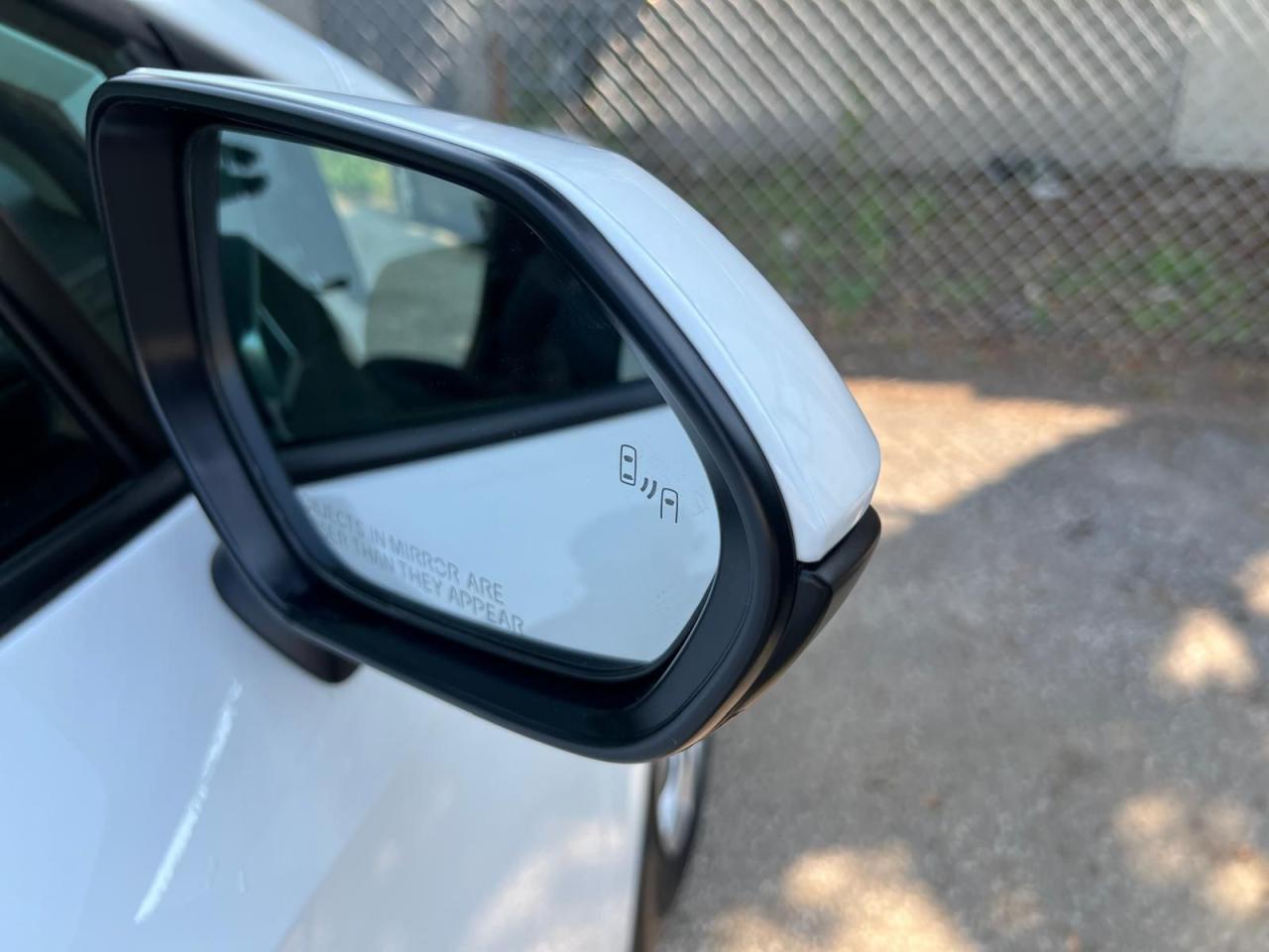 2025 Toyota Corolla AUTO LIKE NEW SAFETY WARRANTY BLIND SPOT BACKUPCAM - Photo #14