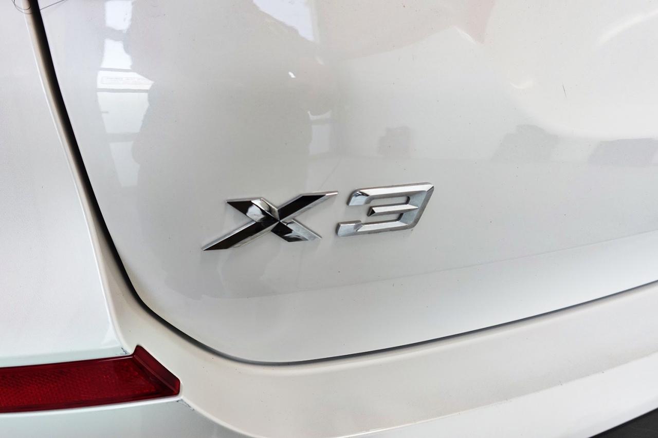 2018 BMW X3 DEALER MAINTAIN ,NO ACCIDENT,AWD,SPORT ACTIVITY - Photo #8