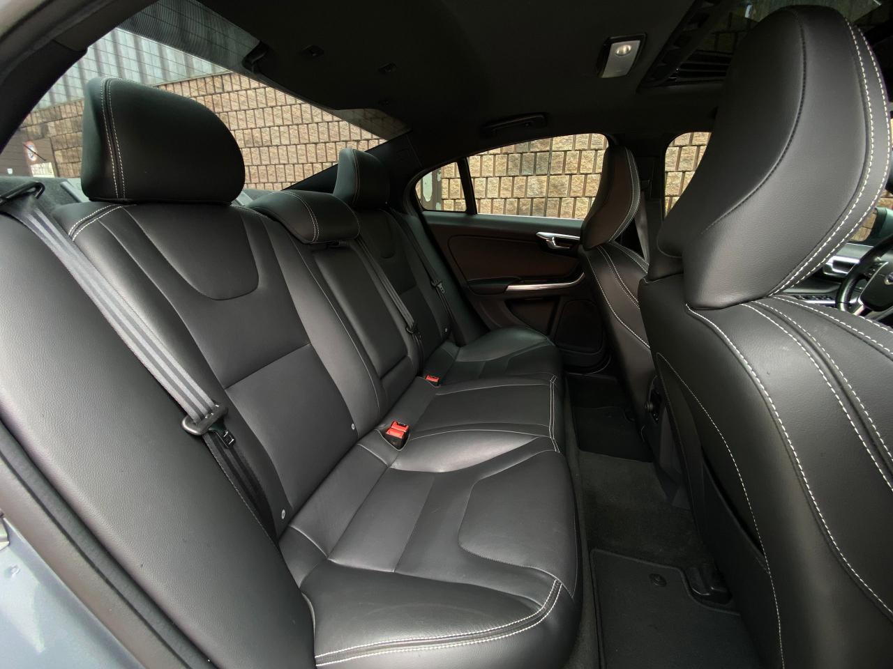 2016 Volvo S60 T6 DRIVE-E AWD-SPORT PKG-DRIVER ASSIT-1 OWNER - Photo #22