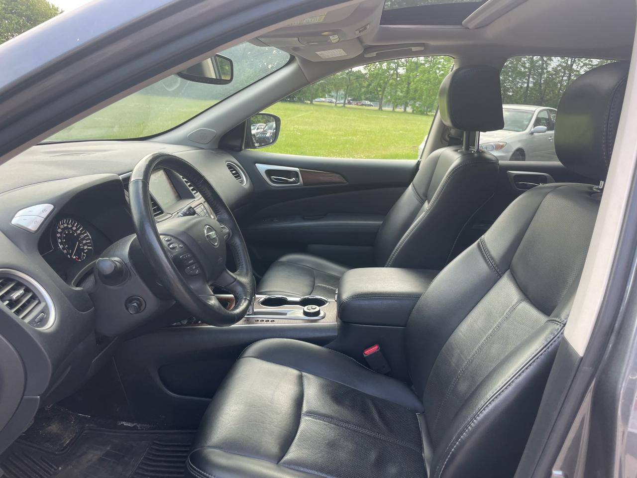 2019 Nissan Pathfinder Platinum - Photo #10