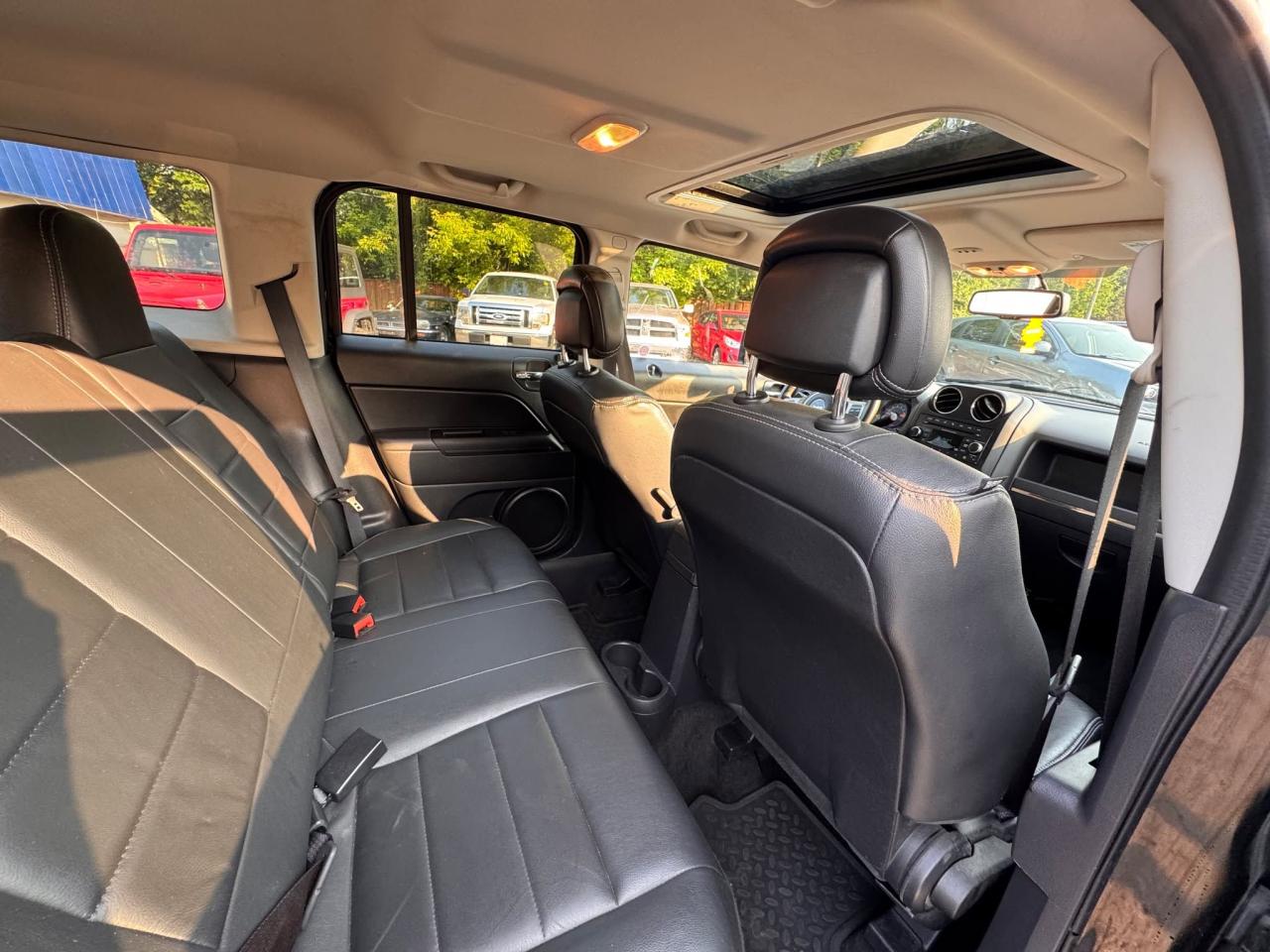2016 Jeep Patriot 4WD 4dr High Altitude - Photo #11