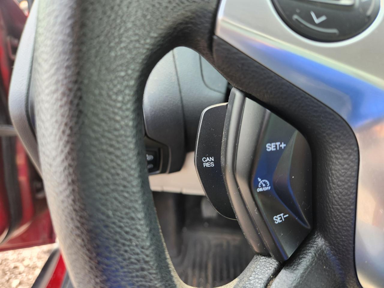2013 Ford Focus SE - Photo #12