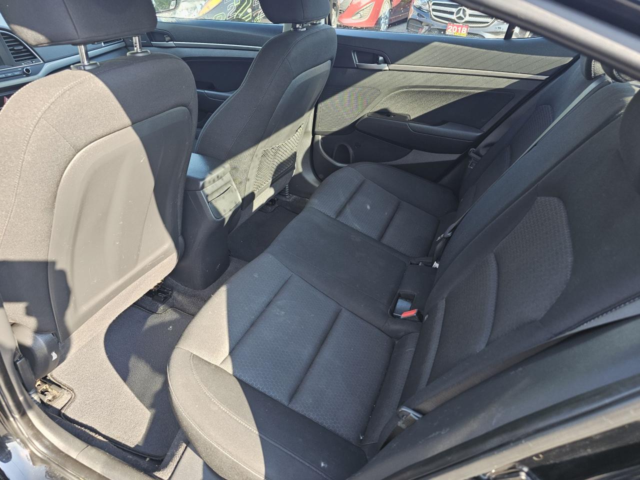 2017 Hyundai Elantra 4DR SDN AUTO GL - Photo #9
