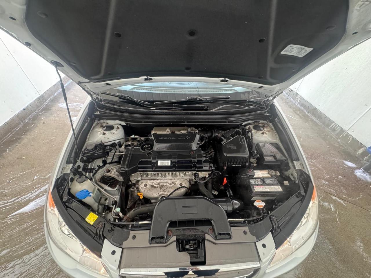 2009 Hyundai Elantra AUTO, 4 CYL, VERY CLEAN, ONLY 68,000KMS, CERTIFIED - Photo #13