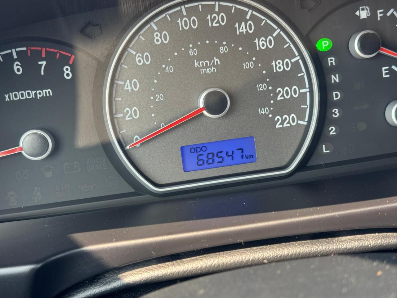 2009 Hyundai Elantra AUTO, 4 CYL, VERY CLEAN, ONLY 68,000KMS, CERTIFIED - Photo #14