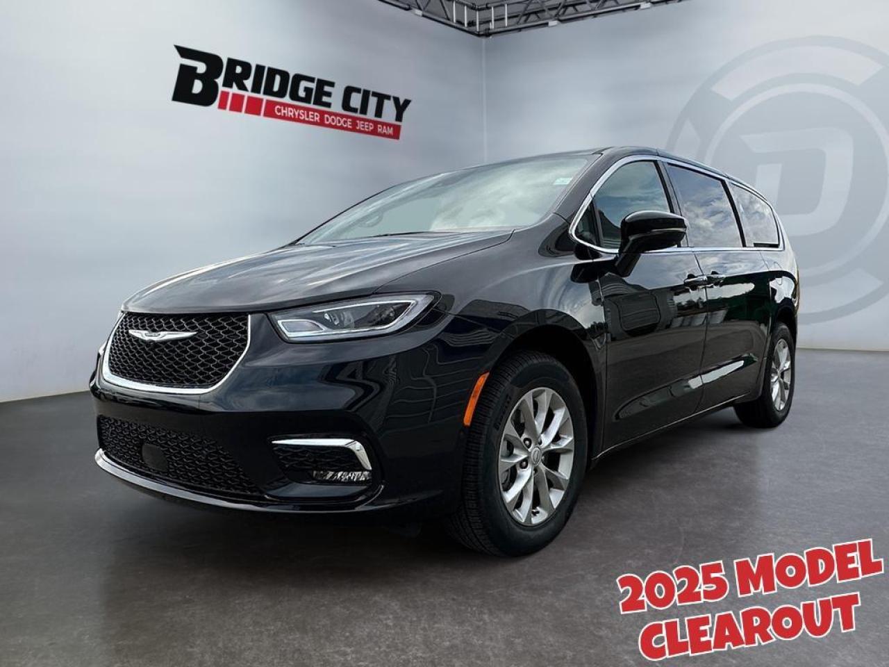 New 2025 Chrysler Pacifica Select - Apple CarPlay for sale in Lethbridge, AB