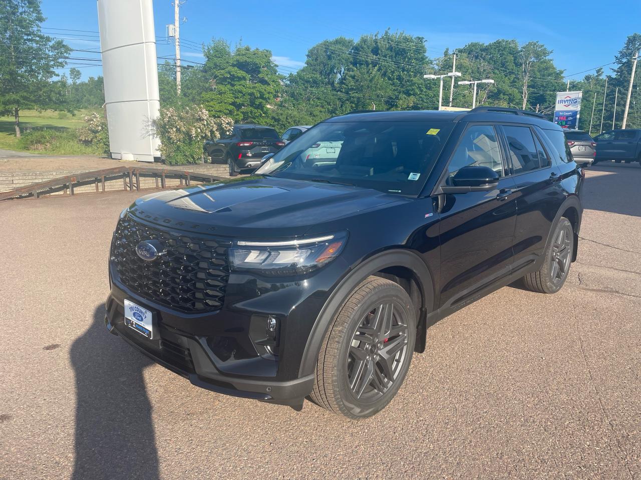 2025 Ford Explorer ST-Line Photo2