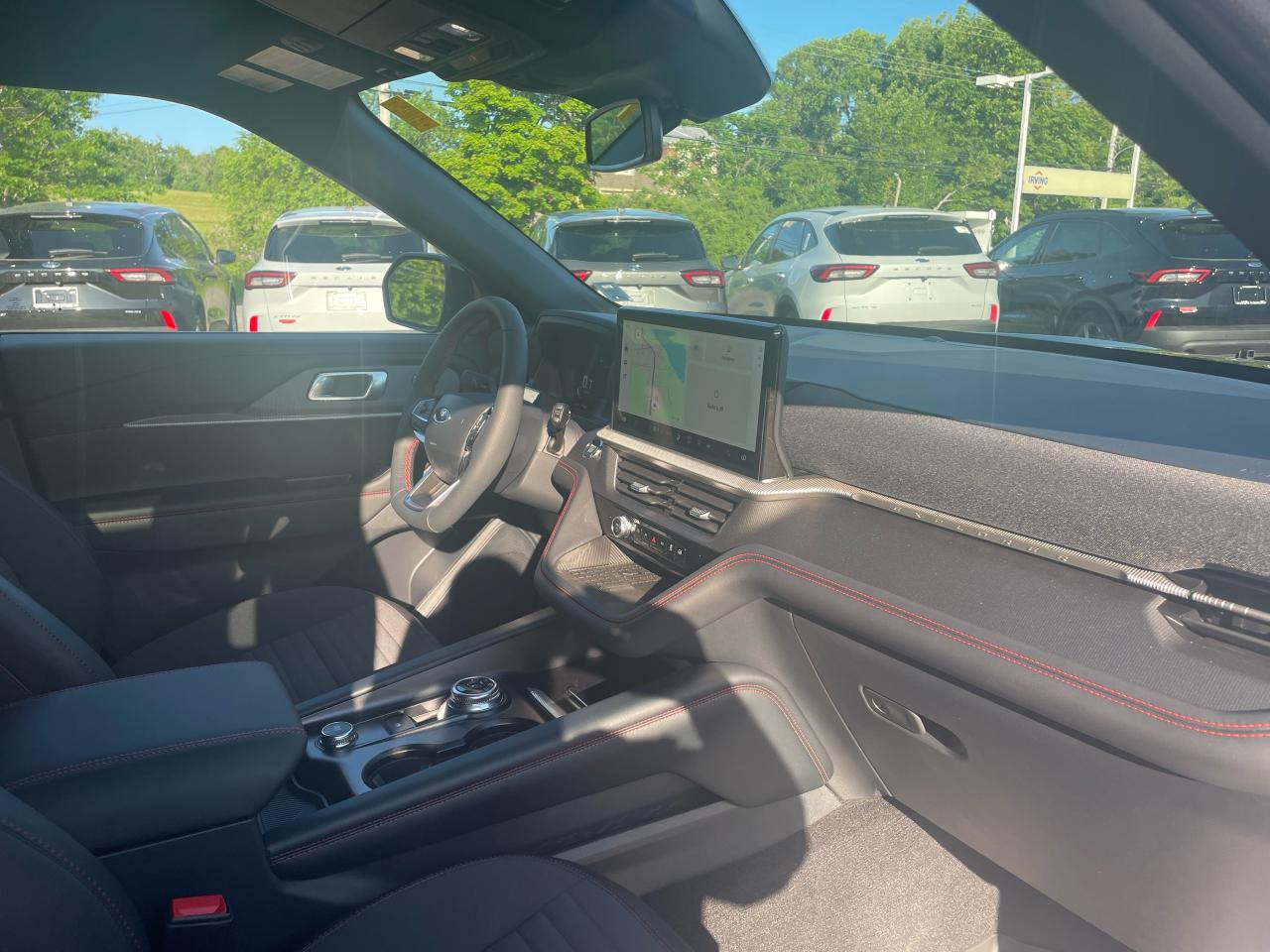 2025 Ford Explorer ST-Line Photo5