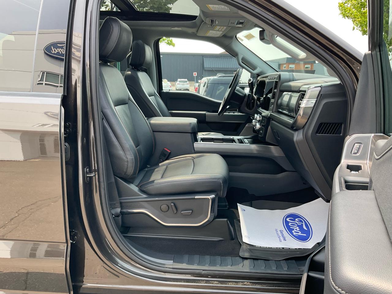 2024 Ford F-250 Super Duty SRW Lariat Photo5