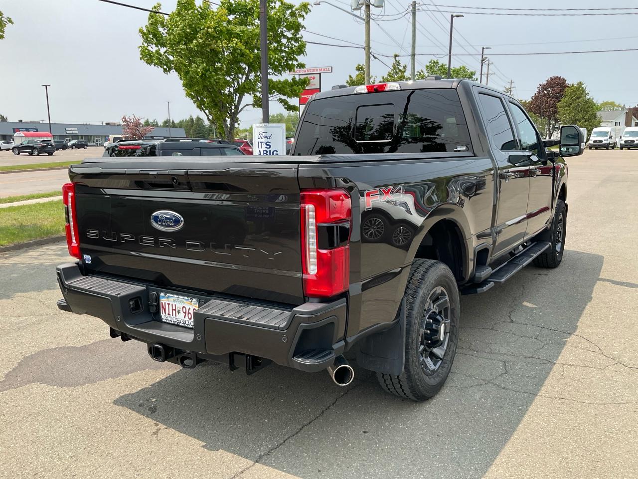 2024 Ford F-250 Super Duty SRW Lariat Photo5