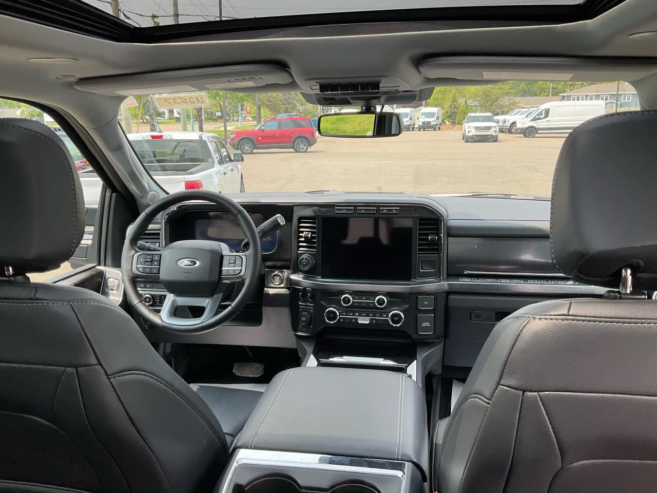 2024 Ford F-250 Super Duty SRW Lariat Photo5