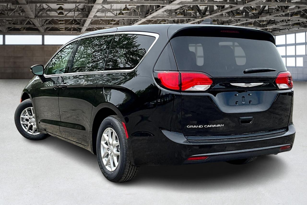 2025 Dodge Grand Caravan SXT | 10.1" Touch Screen | Leather | Stow N Go Photo2