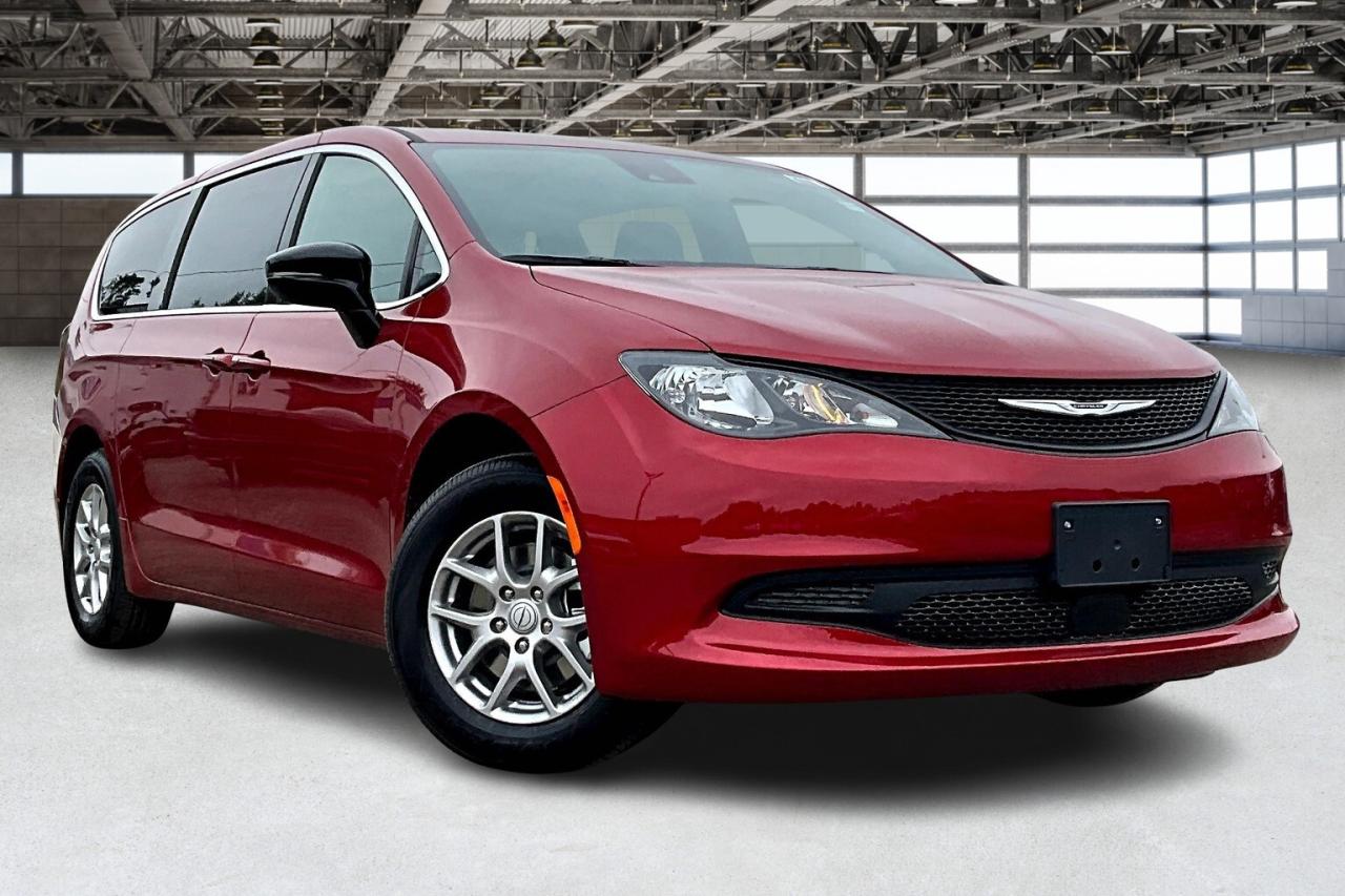 2025 Dodge Grand Caravan SXT | 10.1" Touch Screen | Leather | Stow N Go Photo