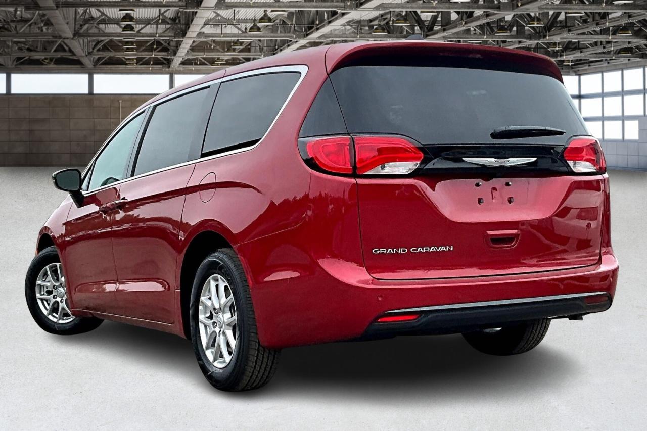 2025 Dodge Grand Caravan SXT | 10.1" Touch Screen | Leather | Stow N Go Photo